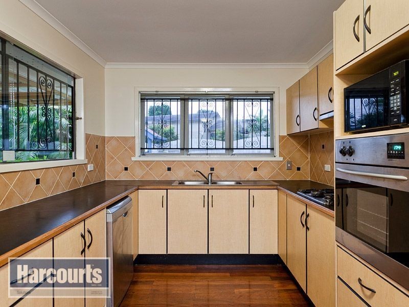 18 Glenrowen Street, Chermside West QLD 4032