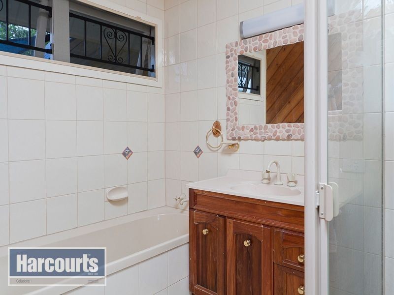 18 Glenrowen Street, Chermside West QLD 4032