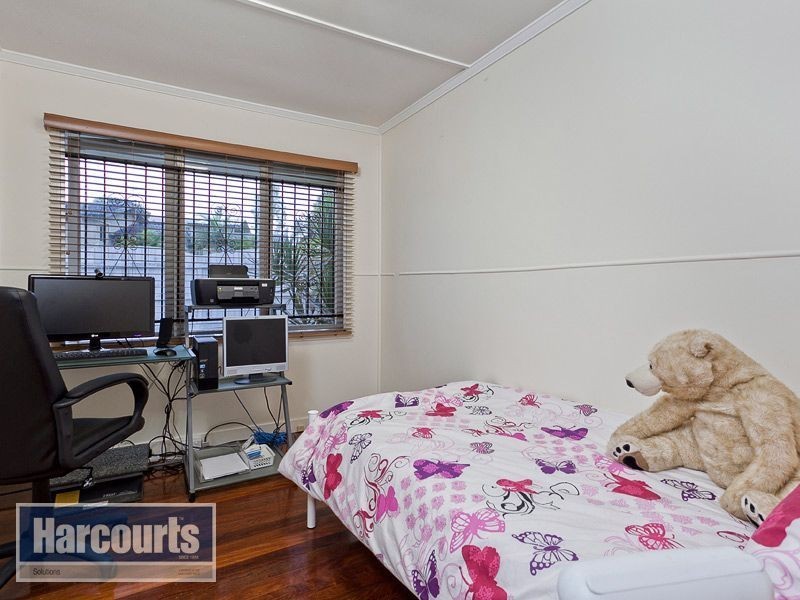 18 Glenrowen Street, Chermside West QLD 4032
