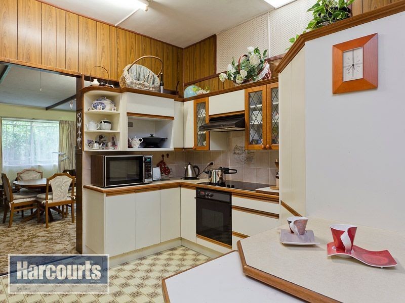 110 Glen Retreat Road, Mitchelton QLD 4053