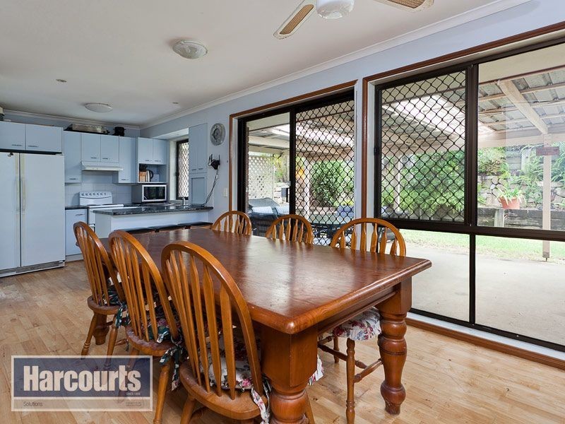 5 Brolgaglen Close, Ferny Grove QLD 4055