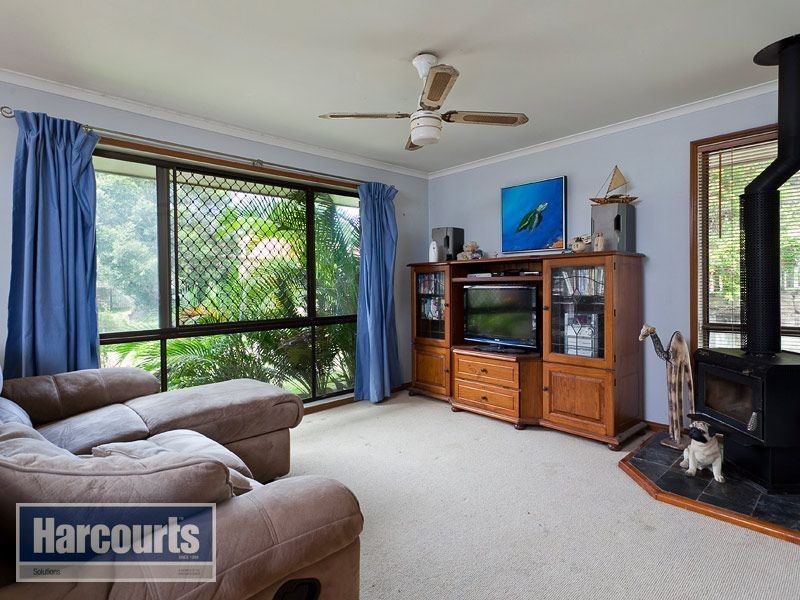 5 Brolgaglen Close, Ferny Grove QLD 4055
