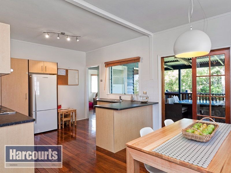 48 Reuben Street, Stafford QLD 4053