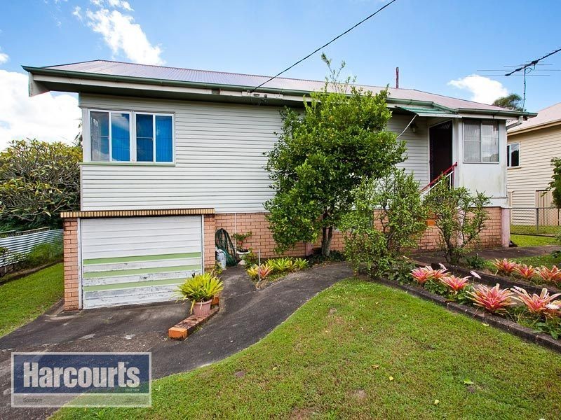 39 Crampton Street, Keperra QLD 4054