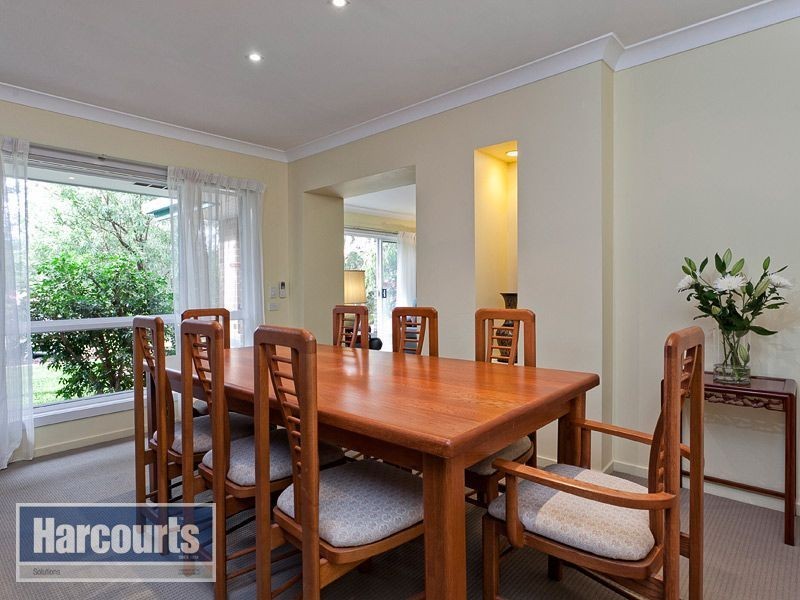 2 Berkeley Place, Ferny Grove QLD 4055