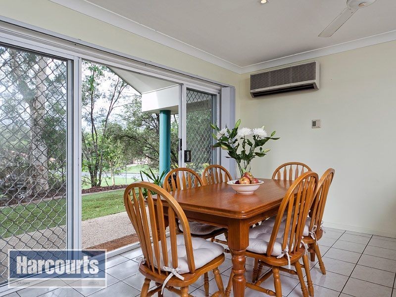 2 Berkeley Place, Ferny Grove QLD 4055