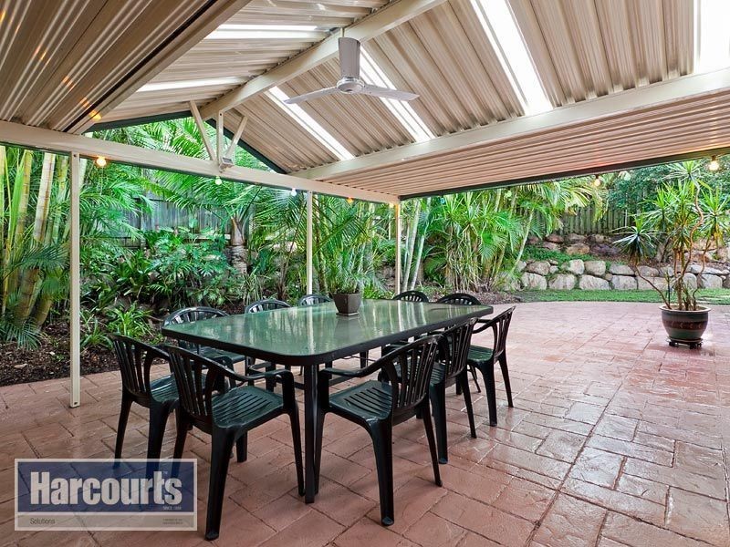 2 Berkeley Place, Ferny Grove QLD 4055