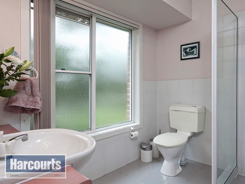 2 Berkeley Place, Ferny Grove QLD 4055