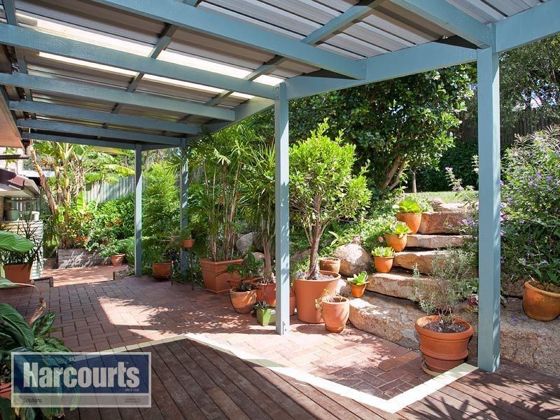 6 Ironwood Court, Arana Hills QLD 4054