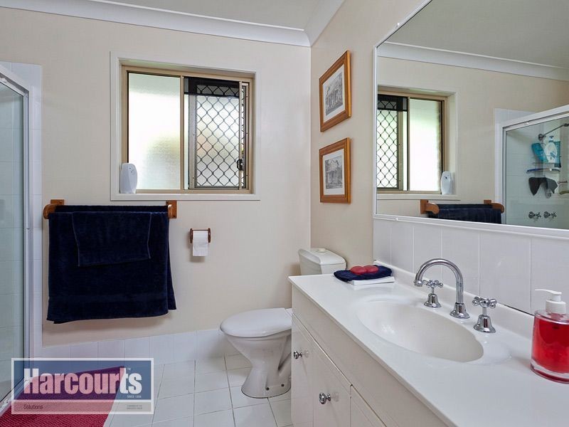 10 Carrick Place, Ferny Grove QLD 4055