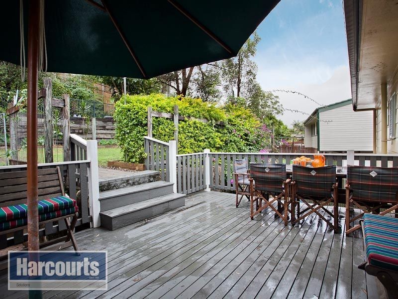 62 Tarnook Drive, Ferny Hills QLD 4055