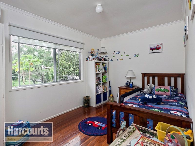 62 Tarnook Drive, Ferny Hills QLD 4055