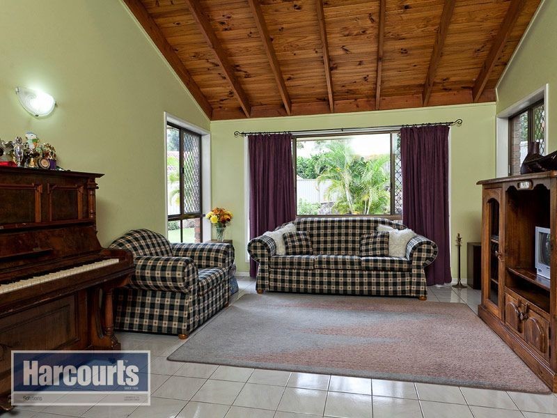 17 Aydon Court, Keperra QLD 4054