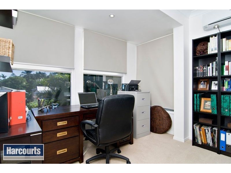 25 Grace Street, Mitchelton QLD 4053