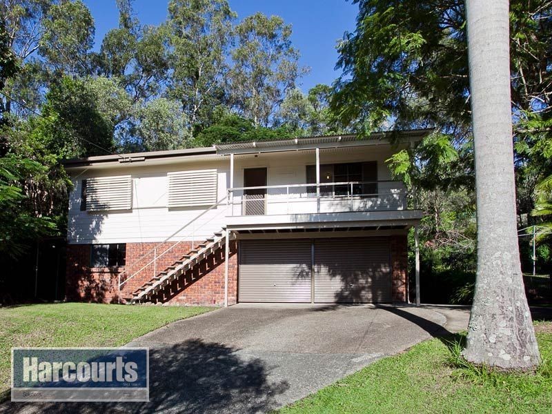 5 Yera Court, Arana Hills QLD 4054