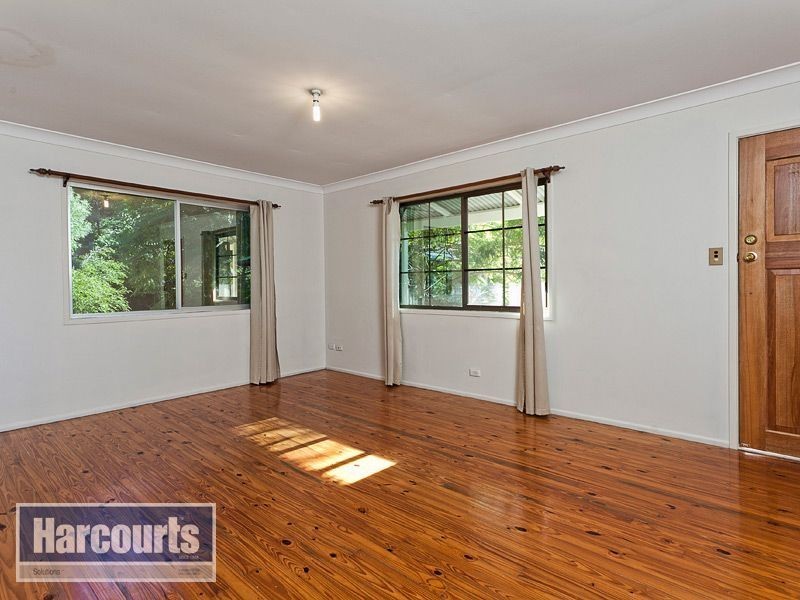 5 Yera Court, Arana Hills QLD 4054