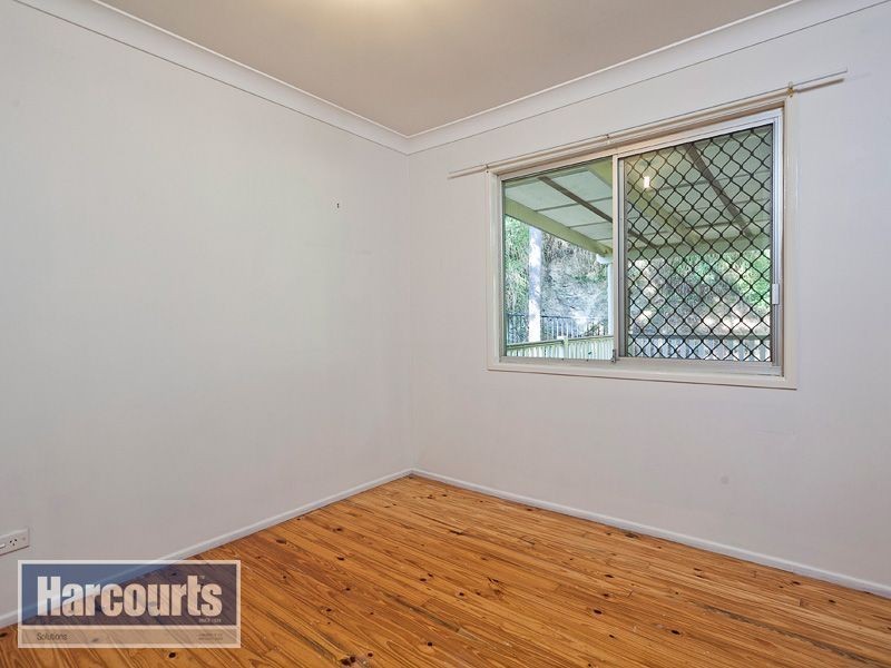 5 Yera Court, Arana Hills QLD 4054