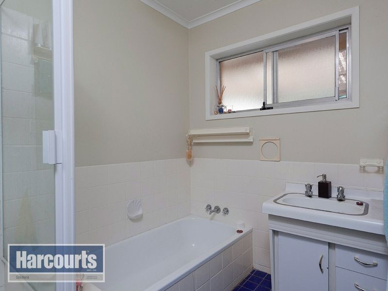 8 Clemesha Street, Keperra QLD 4054