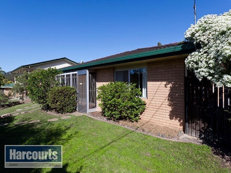 8 Clemesha Street, Keperra QLD 4054