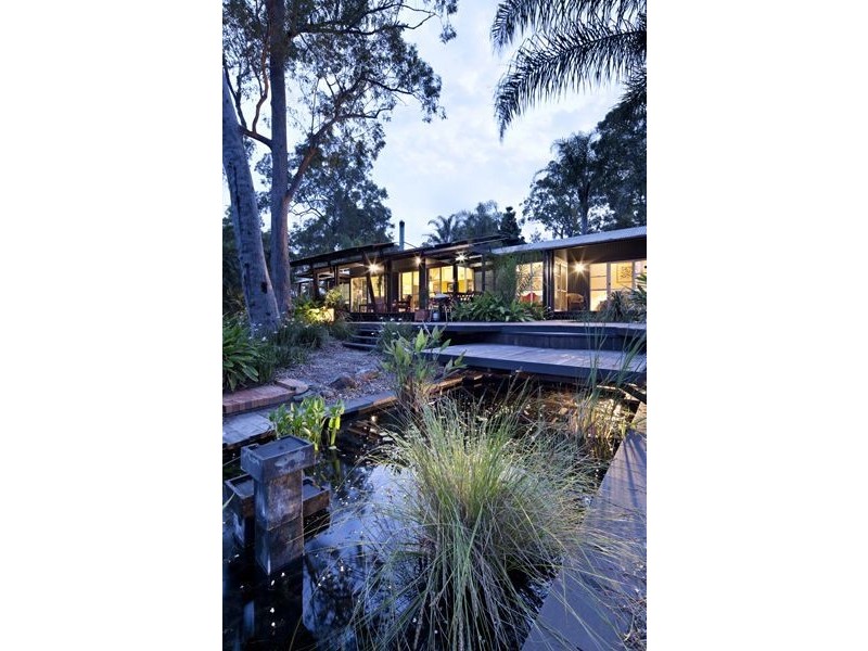 206 Clear Mountain Road, Clear Mountain QLD 4500