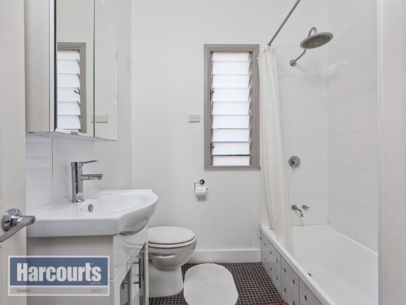 15A Fiat Avenue, Mitchelton QLD 4053