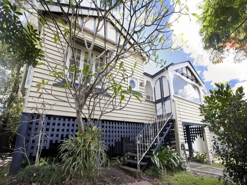 37 Montpelier Street, Grange QLD 4051