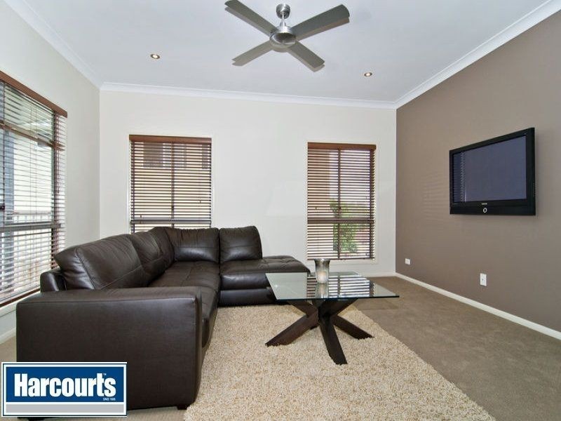17 Evergreen Street, Mitchelton QLD 4053