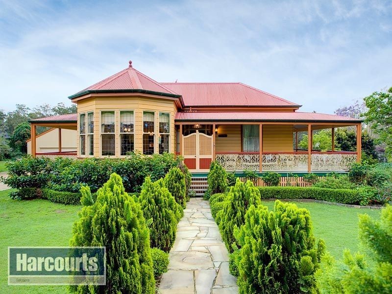 10 Clapham Court, Bunya QLD 4055