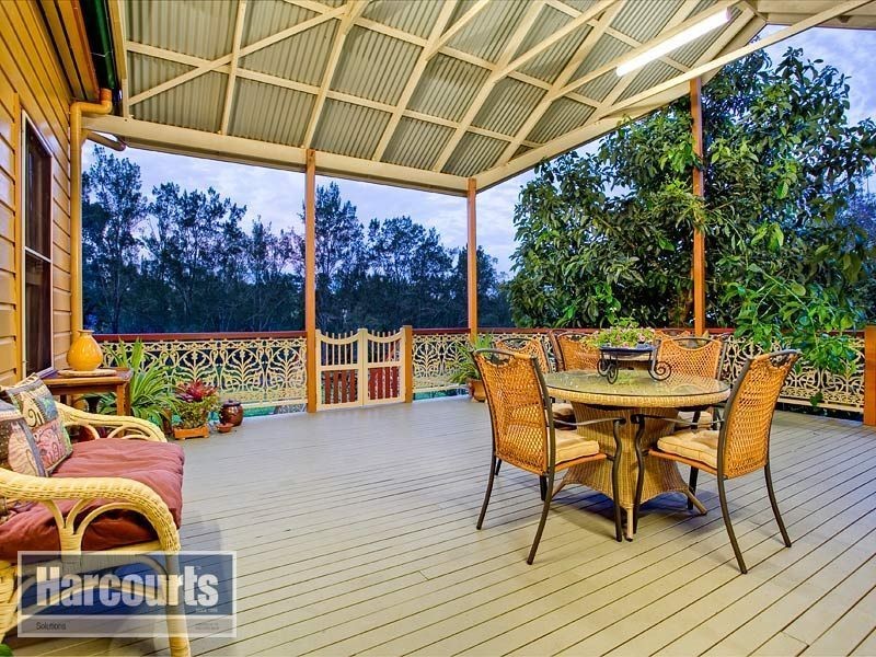 10 Clapham Court, Bunya QLD 4055