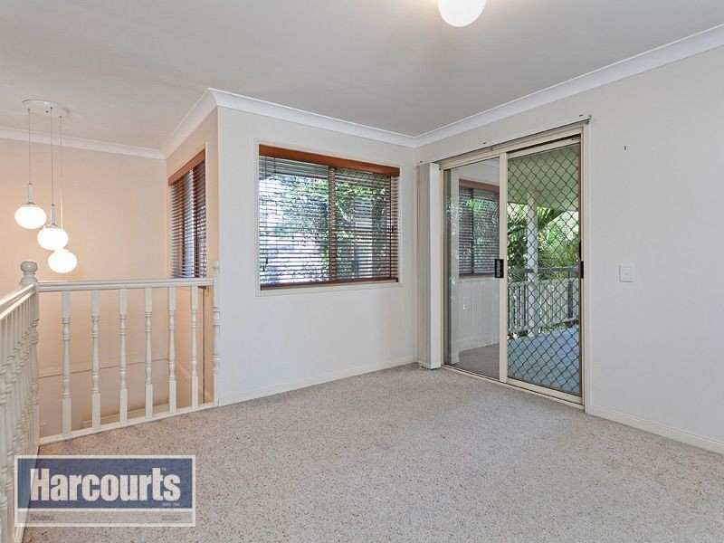 293 Upper Kedron Road, Ferny Grove QLD 4055