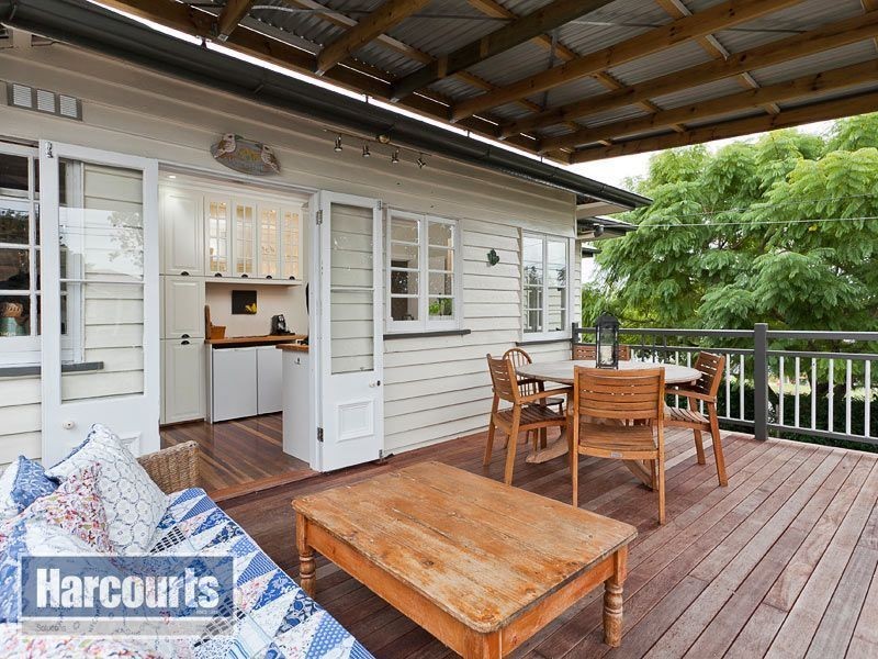 24 Crampton Street, Keperra QLD 4054