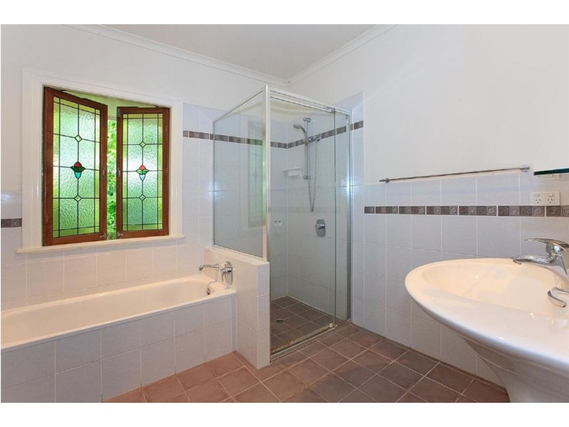 309 Cornwall Street, Greenslopes QLD 4120