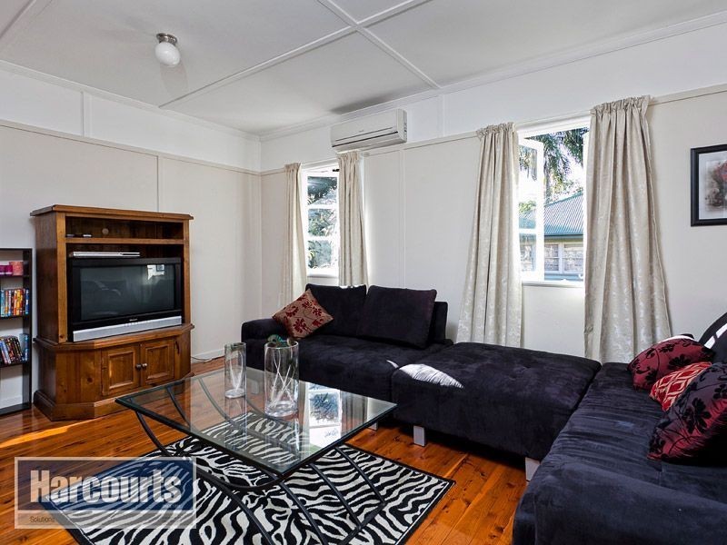 913 Samford Road, Keperra QLD 4054