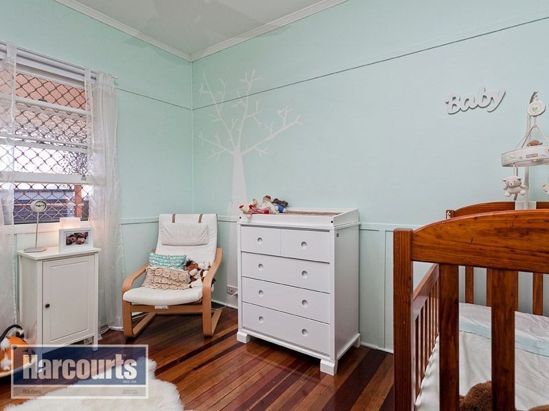 11 Hurley Street, Keperra QLD 4054