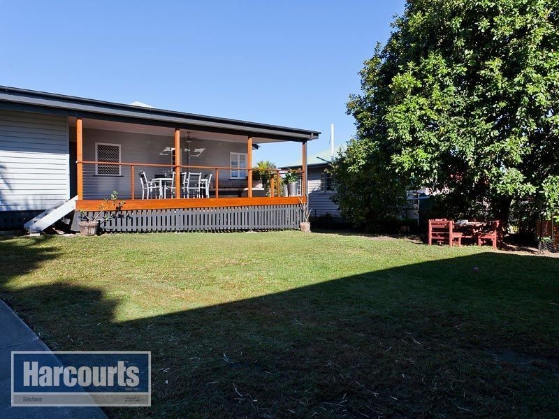11 Hurley Street, Keperra QLD 4054