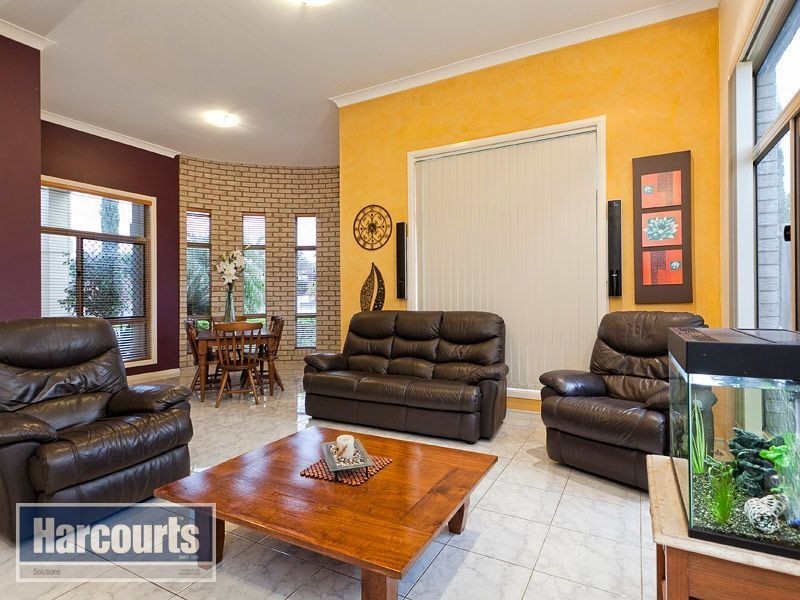 63 Charolais Crescent, Upper Kedron QLD 4055