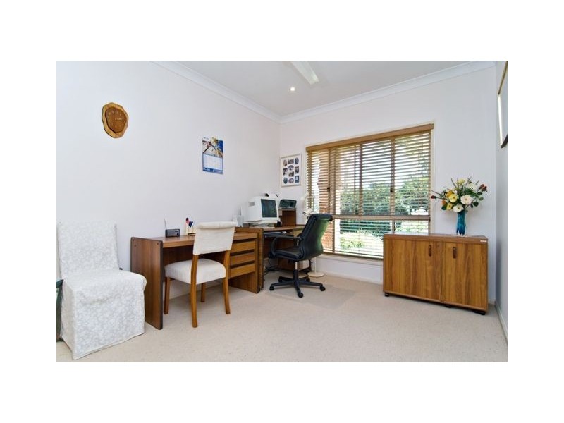 6 Cooroora Crescent, Yugar QLD 4520