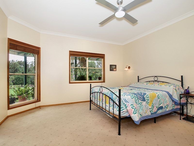 2 Gladewood Court, Samford Valley QLD 4520