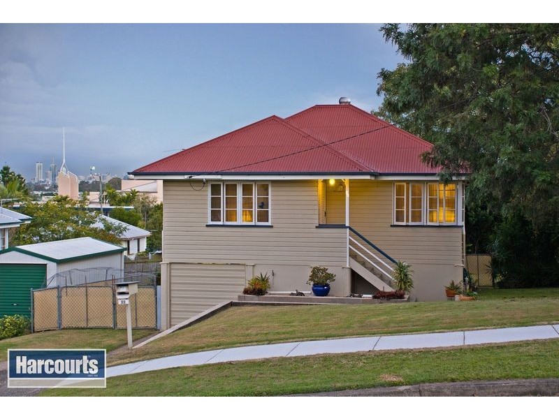 22 Allowrie Street, Stafford QLD 4053