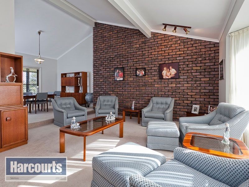 6 Quarrion Court, Warner QLD 4500