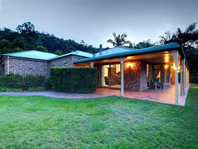 29 Woodview Street, Samford Valley QLD 4520