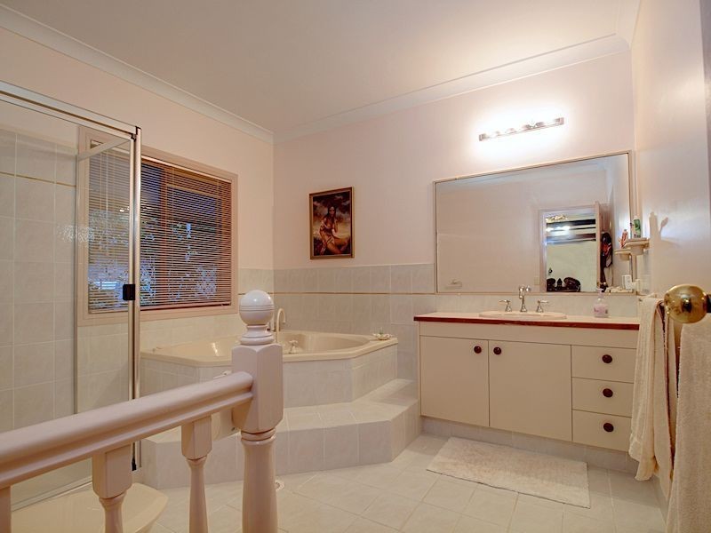 29 Woodview Street, Samford Valley QLD 4520