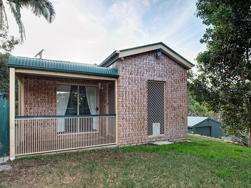 29 Woodview Street, Samford Valley QLD 4520