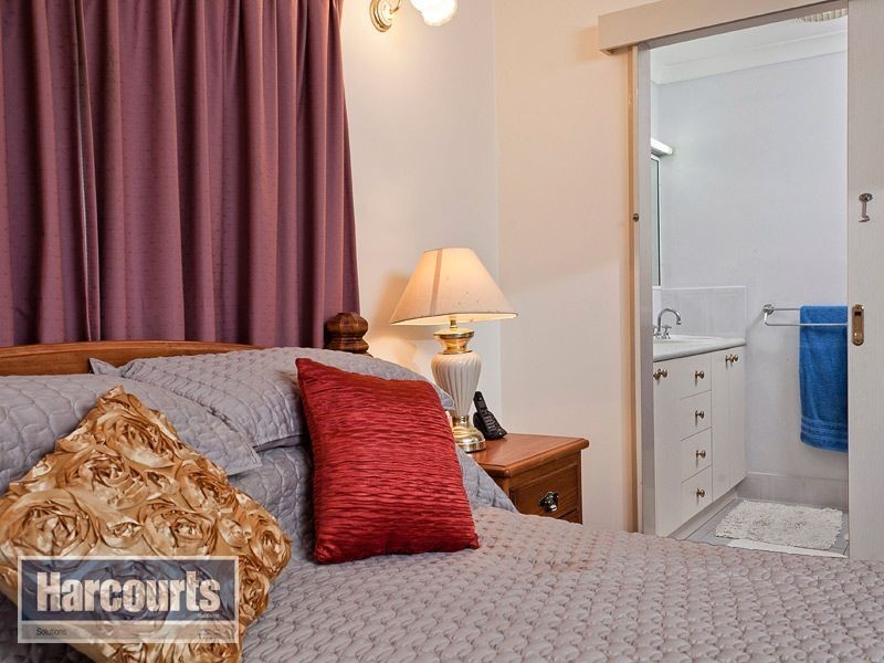 2 Fairview Place, Bridgeman Downs QLD 4035