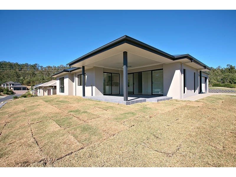 3 Oaklands Place, Upper Kedron QLD 4055