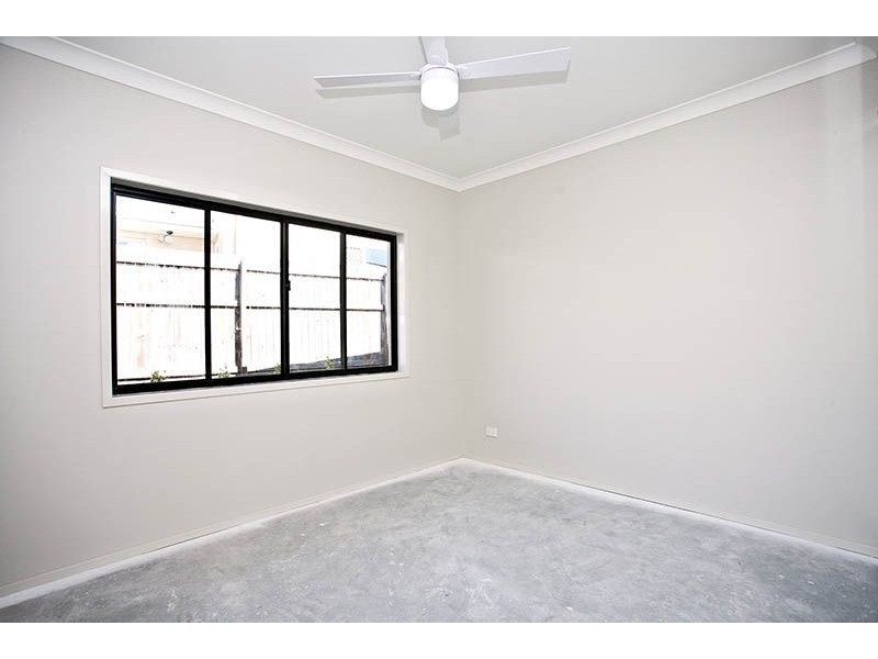 3 Oaklands Place, Upper Kedron QLD 4055