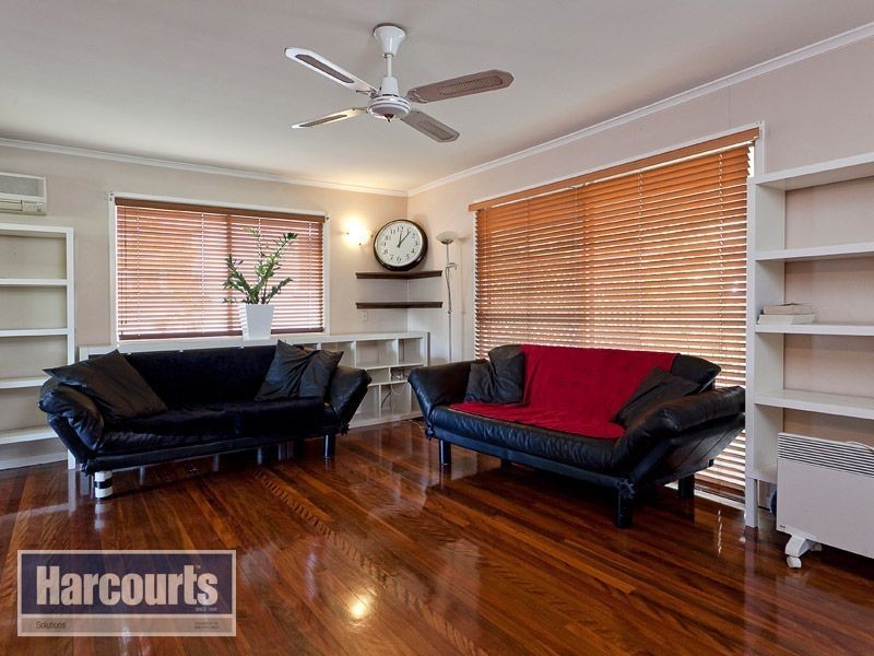 72 Kylie Avenue, Ferny Hills QLD 4055