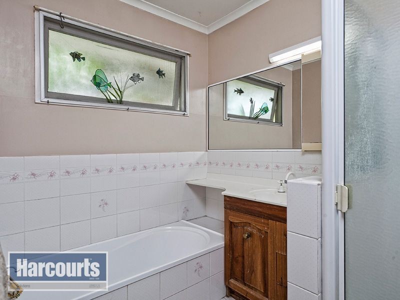 72 Kylie Avenue, Ferny Hills QLD 4055