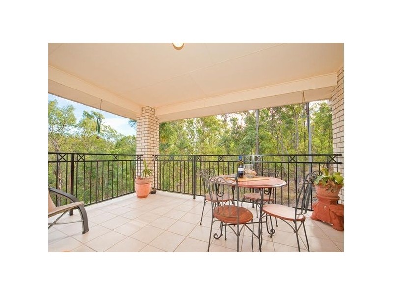 19 Bunyaville Close, Arana Hills QLD 4054