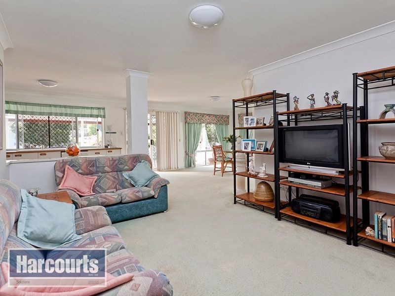 2 Verwood Court, Ferny Hills QLD 4055